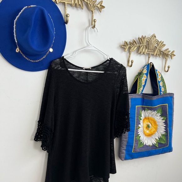 Chic Black knit mixed with lace sleeves L - Picture 3 of 3